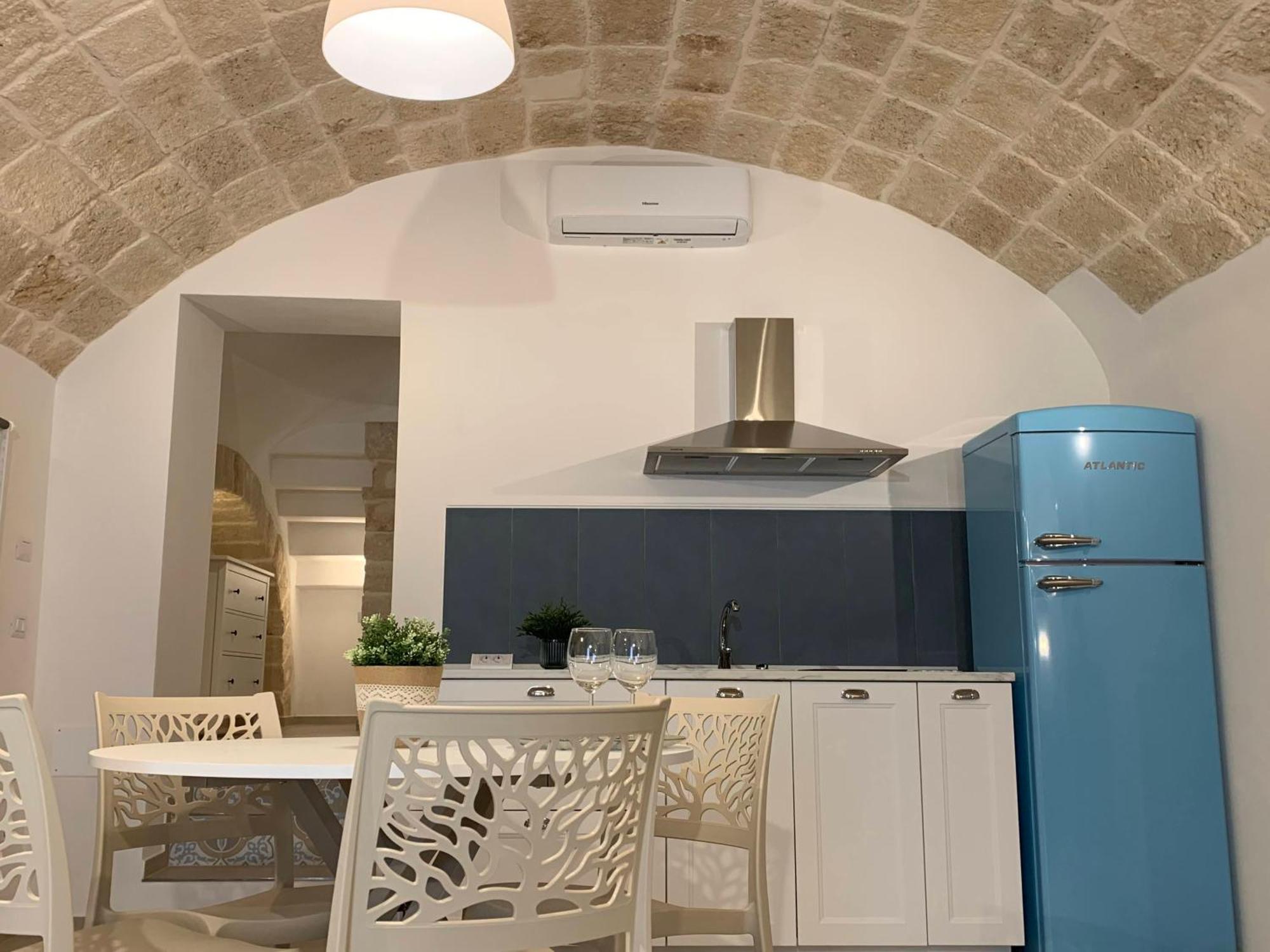 Dimora Di Donna Apartment Monopoli Phòng bức ảnh